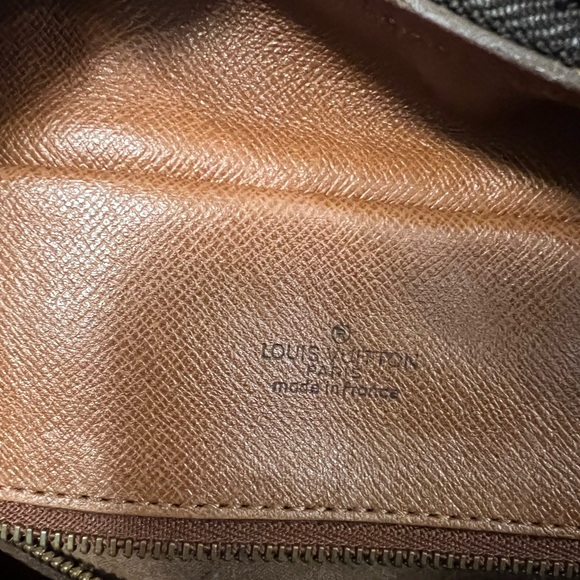 Pre love Vintage LOUIS VUITTON  mono Amazon GM Bag - Picture 17 of 17